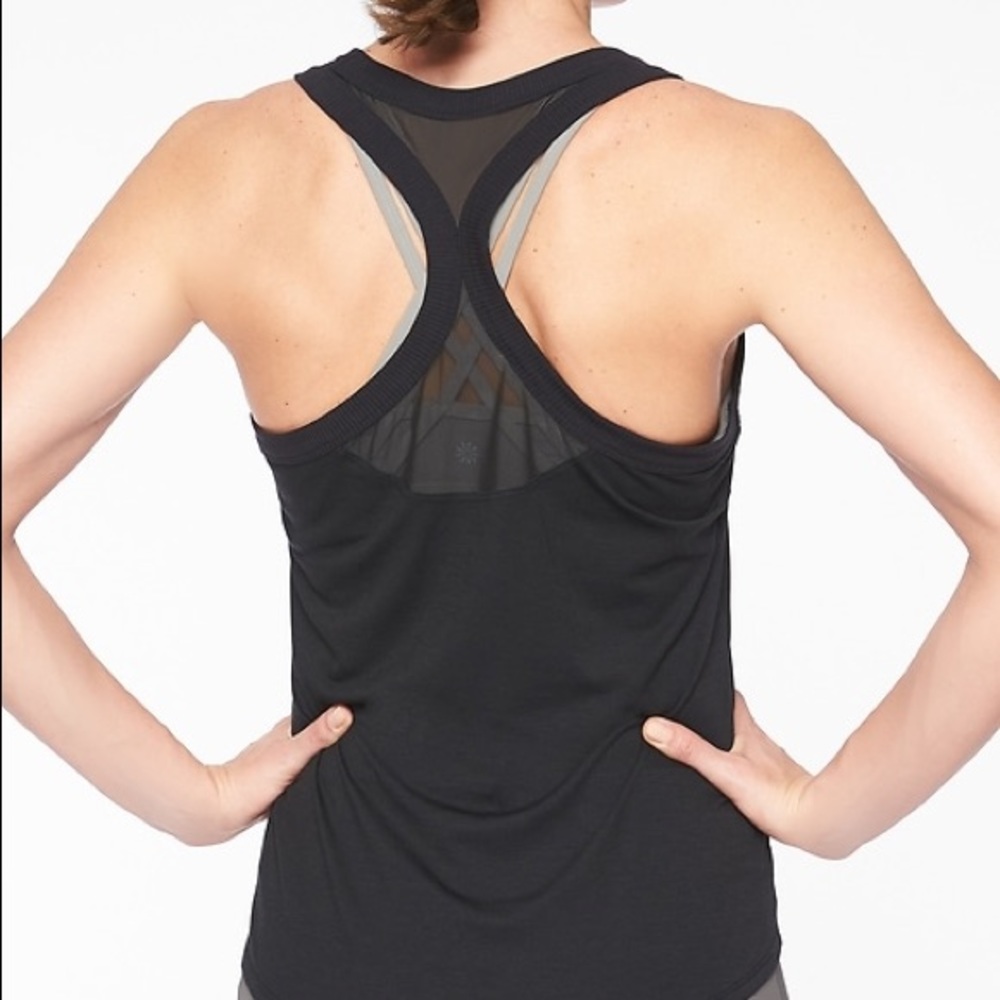 Athleta topanga tank in black